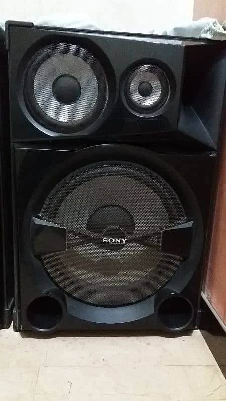 sony shak 7 18 inch spiker hain  bilkul new condition me hai like new 4