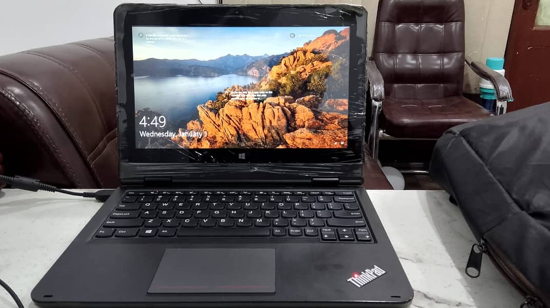 Lenovo yoga ThinkPad laptop+tablet for urgent sale 4