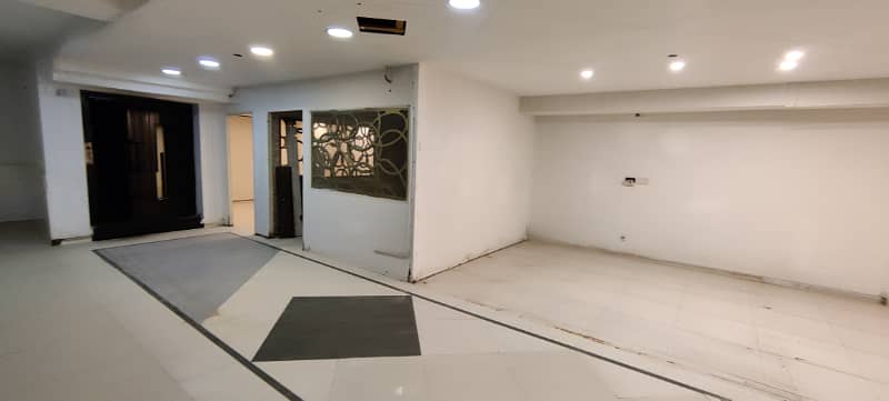 8 Marla Ground and basement shop for rent 30