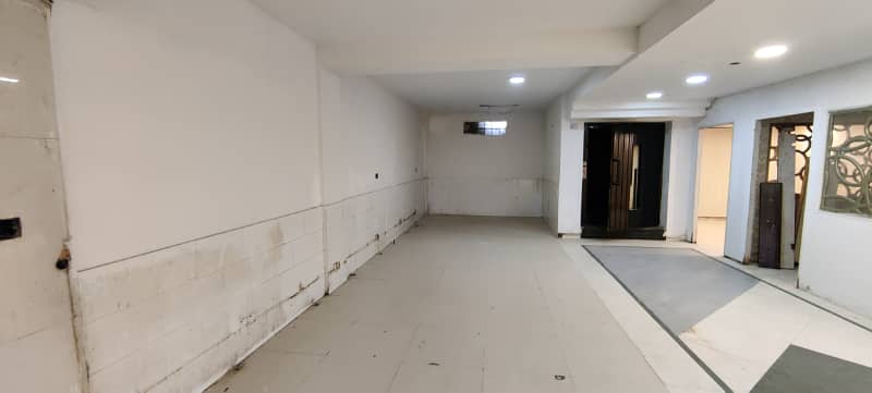 8 Marla Ground and basement shop for rent 32