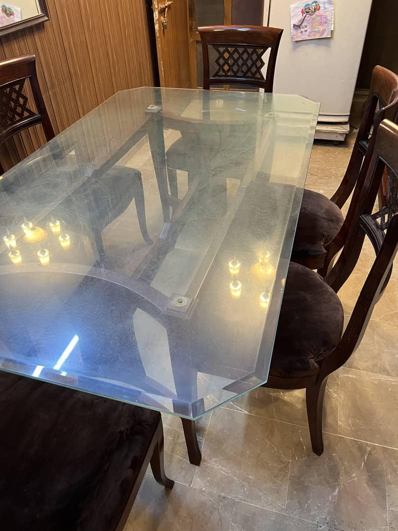 Dining table 6 seater 0