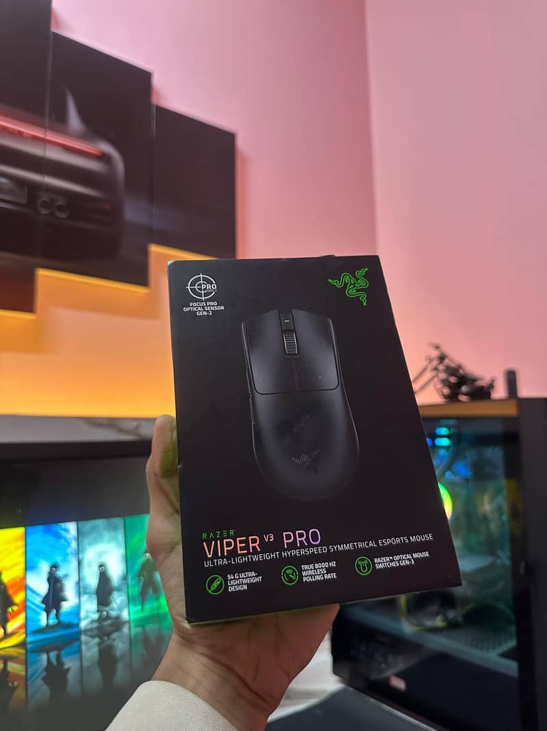 Razer Viper V3 Pro - Wireless Esports Gaming Mouse 0