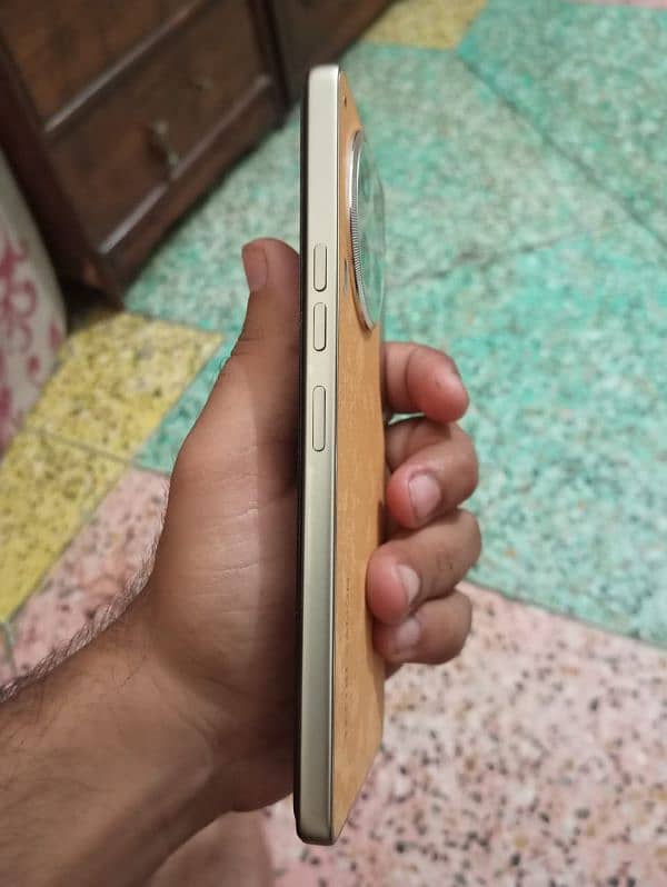 camon 30 look like box pack 10 by 10 condition 2