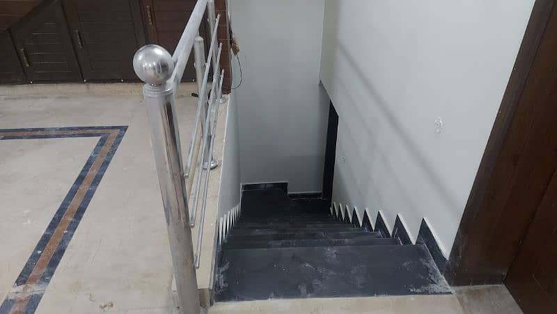 Ground floor with basement for rent in I-14/1, corner house. 14