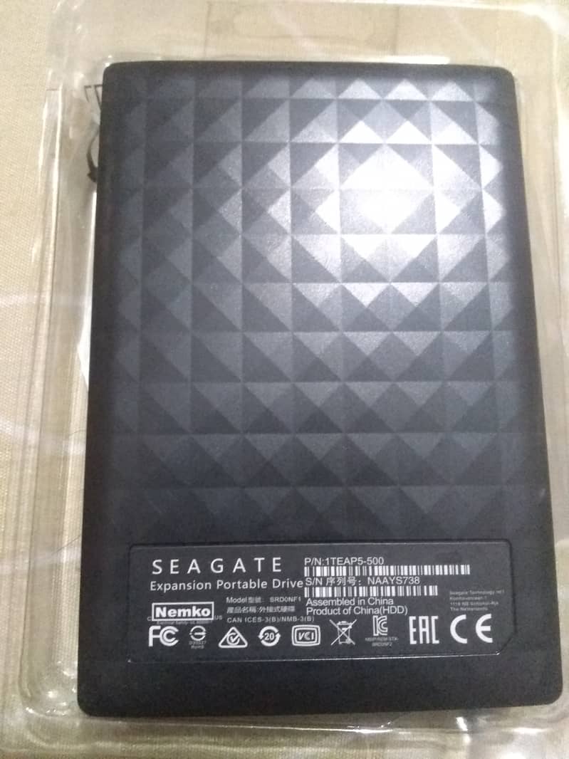 Portable External Hard Drive - 500GB (Seagate Expansion) 1