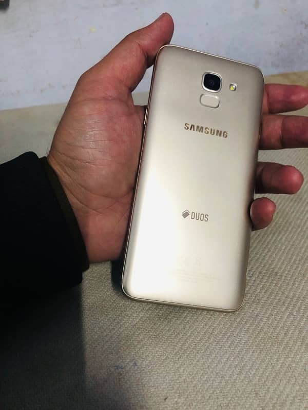 samsung j6 3/32 Good Condition 1