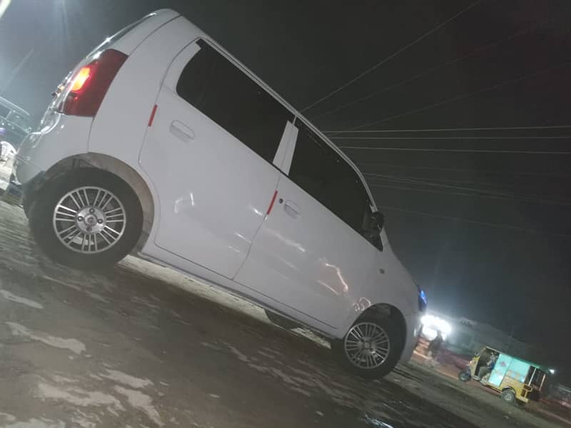 Suzuki Wagon R  VXL 2015  Model 8