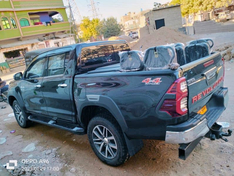 Toyota Hilux 2021 (0331-0329767) 15