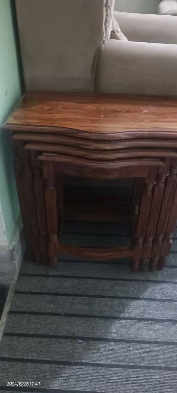 sheesham wood nest table 4 pcs 0