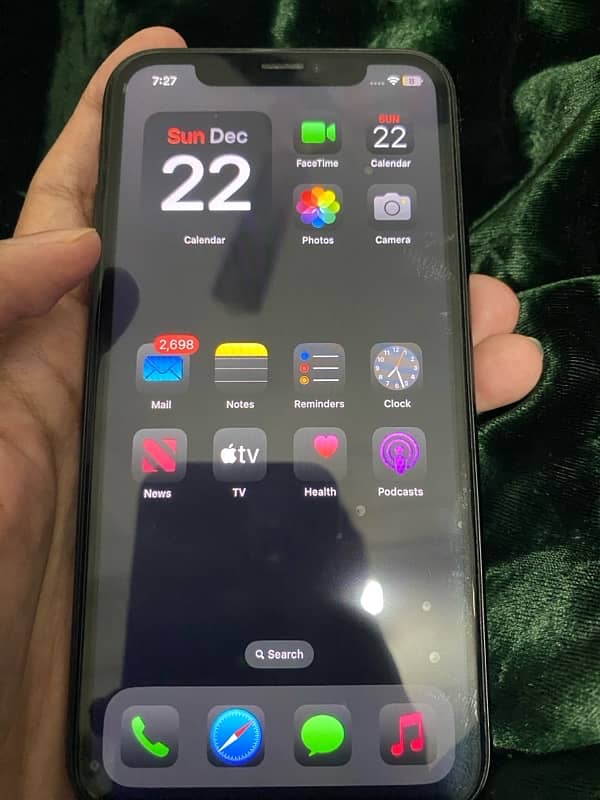 iPhone XR 64gb factory unlock 4