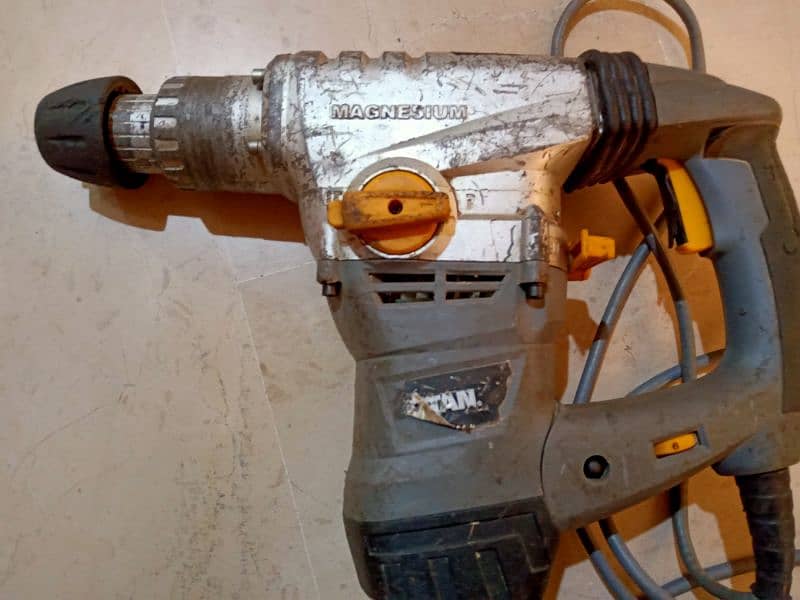 demolition+hammer drill, angle grinder 3