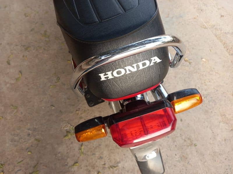 Honda CD70 2024 model 7