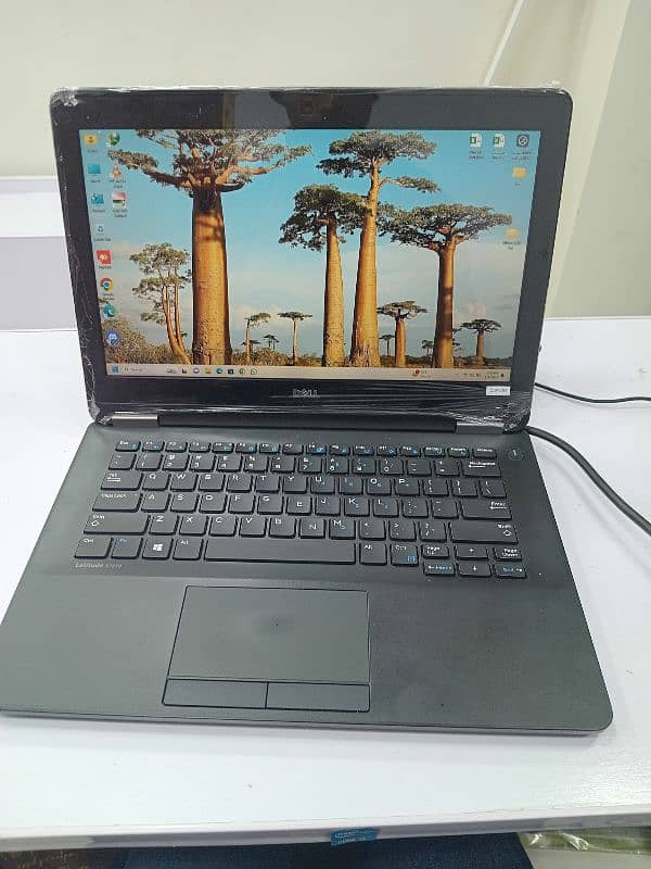 Dell Latitude E7270 5