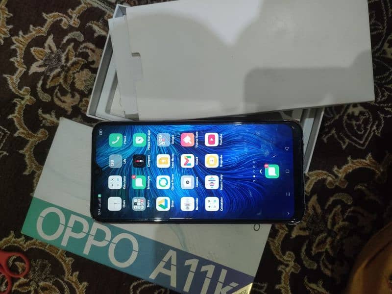 Oppo ( Box+Charger) (03215611851 Whatsapp number) 0