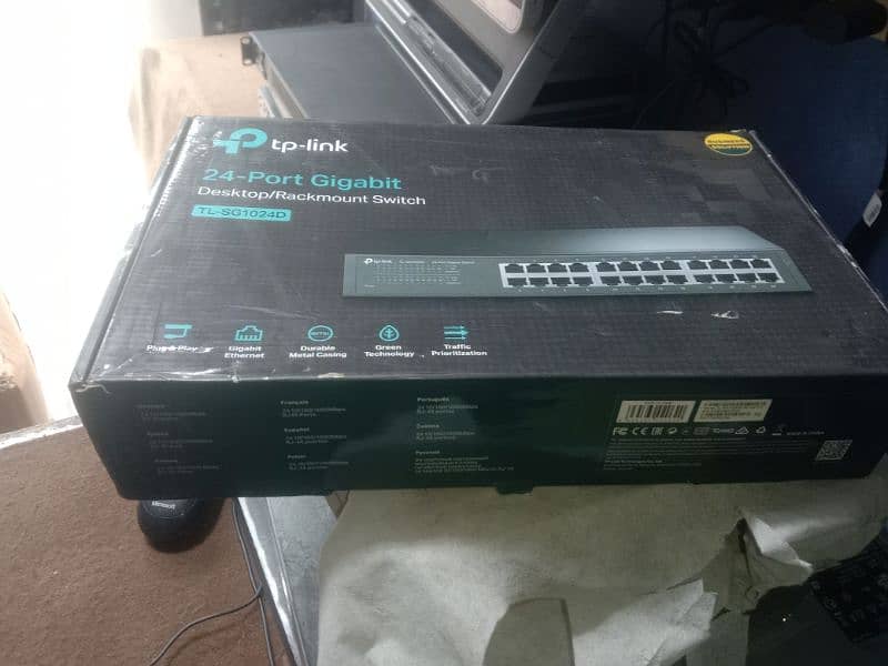 TP LINK TL SG1024D 24PORT GIGABIT DESKTOP/RACKMOUNT SWITCH 0