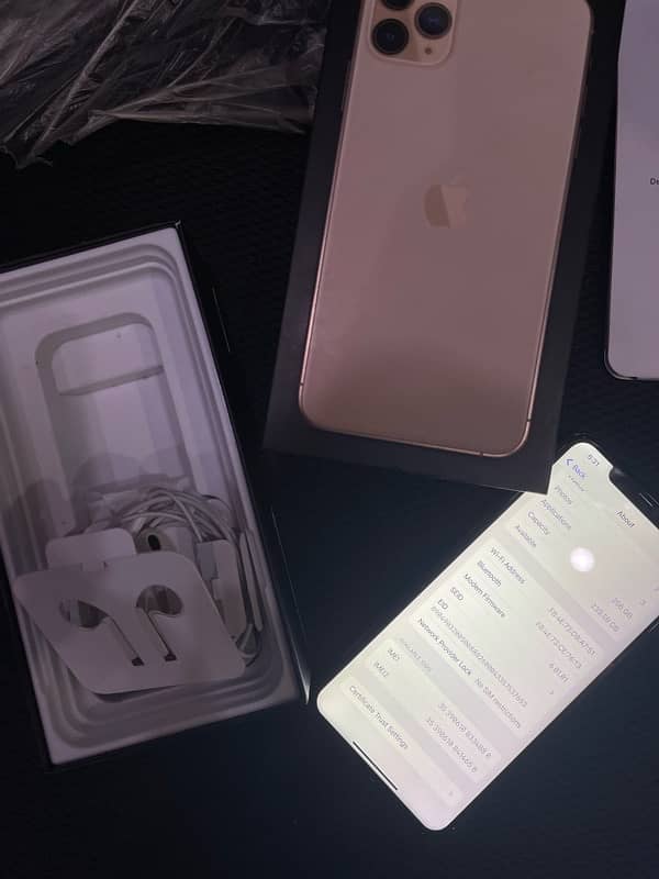 iPhone 11 pro max 256gb fu 2