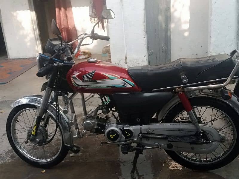 Honda CD 70 2010 Model Lahore No for Sale 2