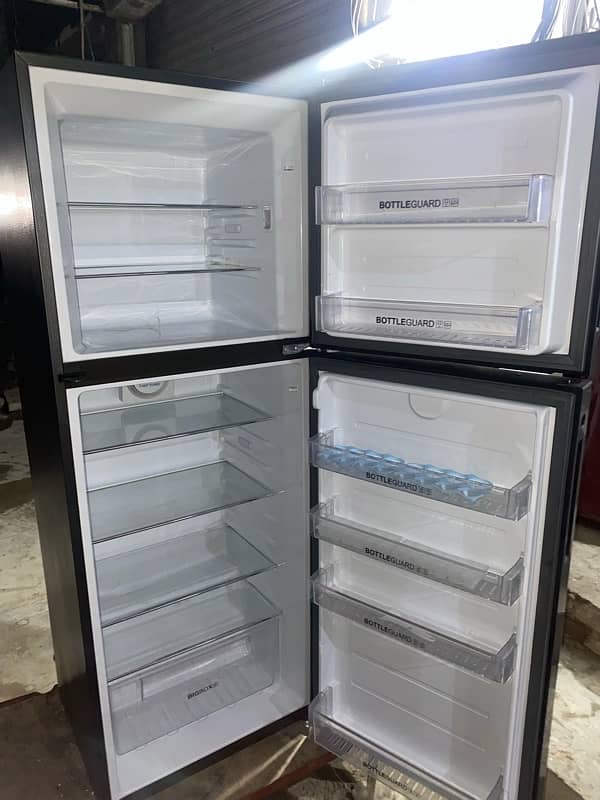 Refrigerator haier HRF336 for sale 0