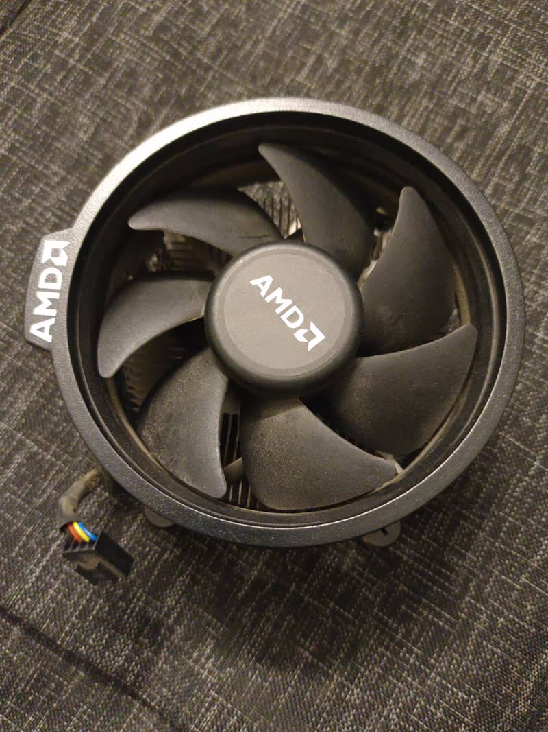 Ryzen AMD stock cooler 1