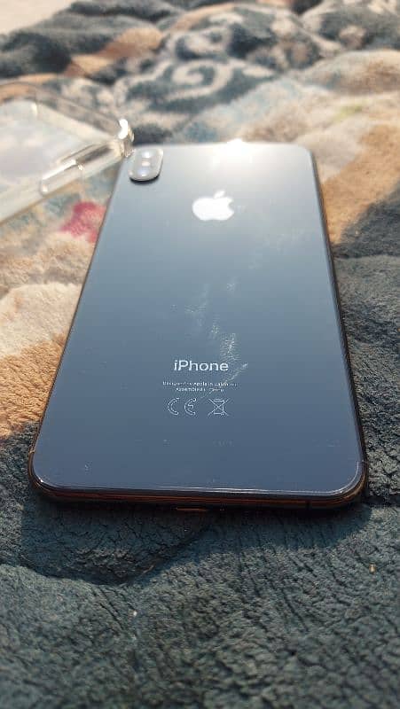 iPhone XS Max 256GB PTA Approved - For Sale or Exchange with iphone on 1