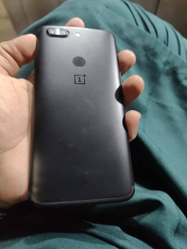 One plus 5T 3