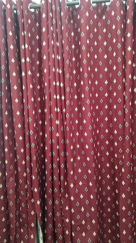 4 curtains 2