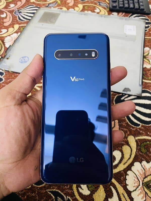 LG v60 ThinQ 5g 0