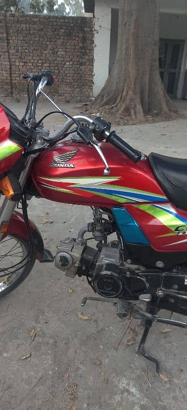 Honda 7o dream 17 modal 6