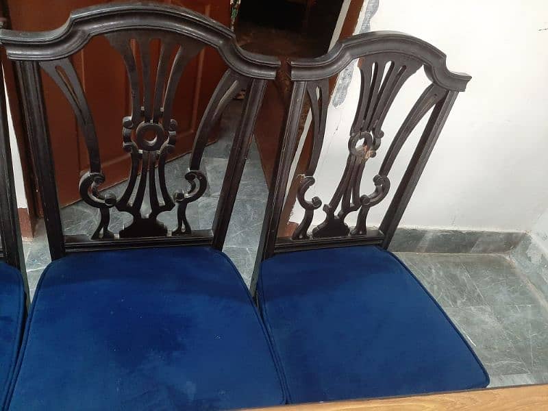 Dinning Table with Six Chairs 5