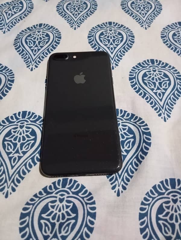 iPhone 8 Plus non PTA 1