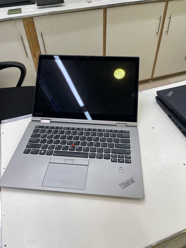 Lenovo x1 yoga i7/8th gen 2