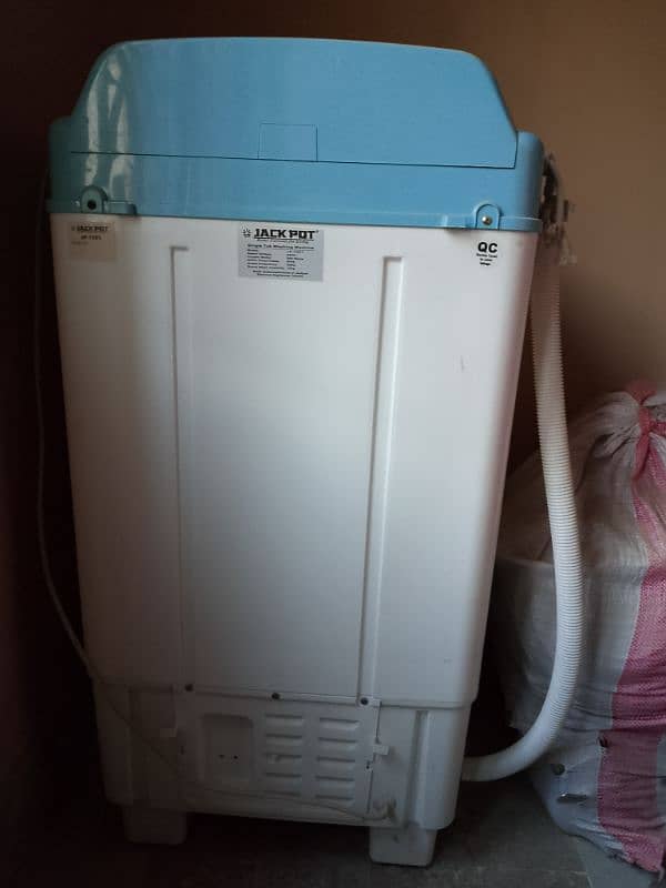 URGENT SALE jackpot washing machine 4