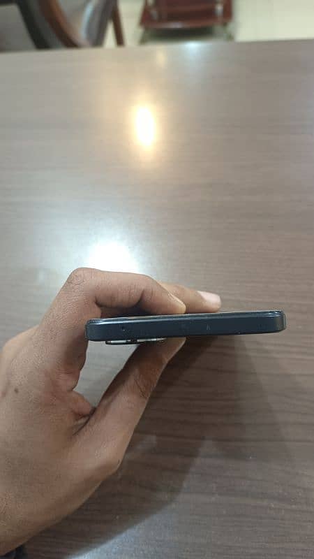 oppo A98 5G 8+4 / 256 gb 1