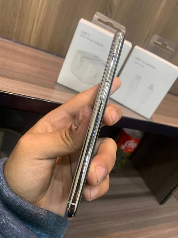 iphone 11 pro pta approved 3