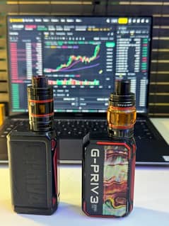 SMOK G-PRIV VAPES 2 DIFFERENT MODELS 230 Watts WITH 10 MIX FLAVOURS