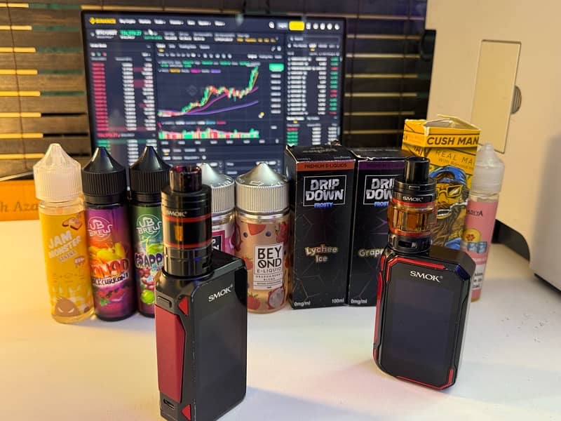 SMOK G-PRIV VAPES 2 DIFFERENT MODELS 230 Watts WITH 10 MIX FLAVOURS 1