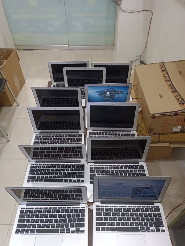 BIG SELL QUANTITY AVAILABLE MACBOOK AIR 2015 11 INCH CORE I5 4GB/128GB 6