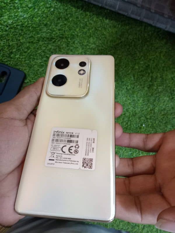 infinix Zero 30   256 GB 3