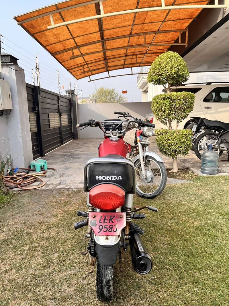 Honda CG 125 2013 4