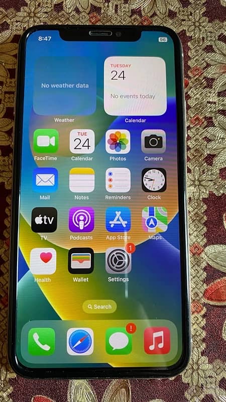 IPHONE X AVAILABLE FOR SELL 1