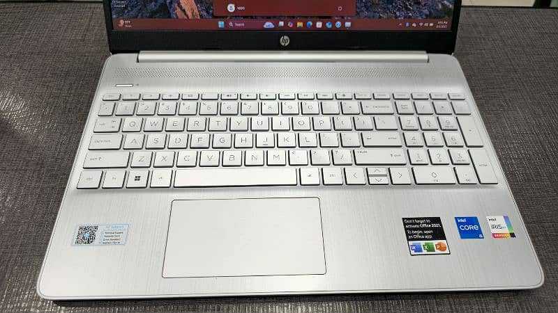 Hp 15s Core i5 12th Generation 1