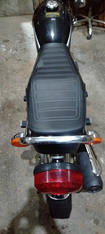 Honda 125 7