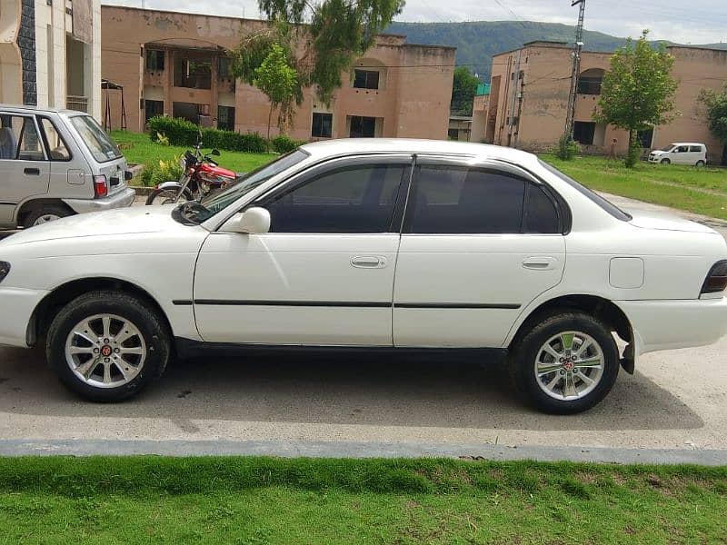 Toyota Corolla XE 1998 7