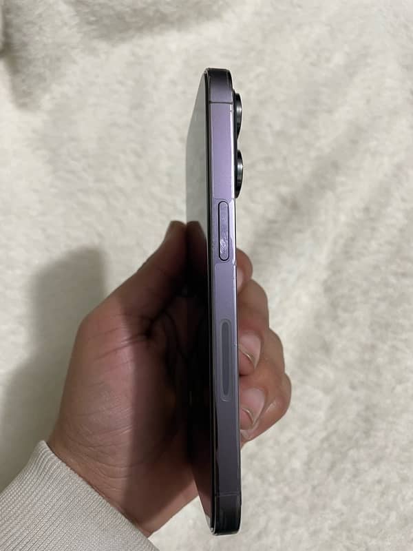 iPhone 14 Pro deep purple 4