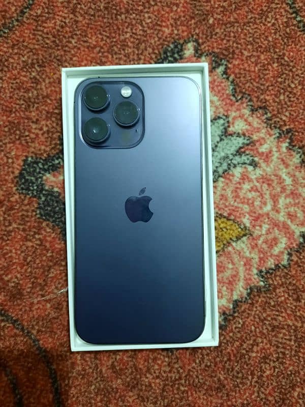 I phone 14 pro max 1