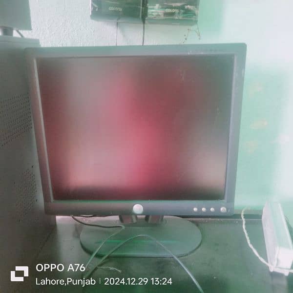 computer for sale monitor keyboard cpu ak boofer hai good condition 1