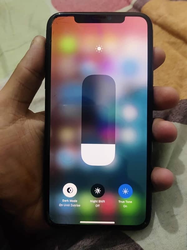 Iphone 11 pro Max 6