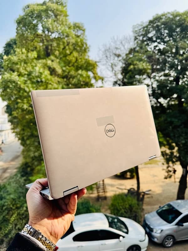 Dell Latitude 7400 2in1 core i7-8th generation 16 gb ram 256 gb ssd 7