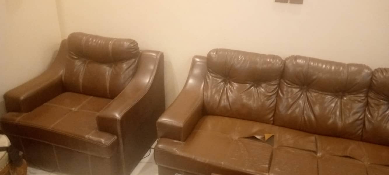 5 Seater Sofa Set for Sale – Affordable and Comfortable 2