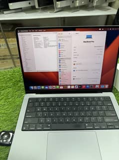 MacBook Pro 14" M2 Pro Ram 32 SSD 512 Excellent Condition